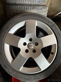 Audi  225/45 R17 letné