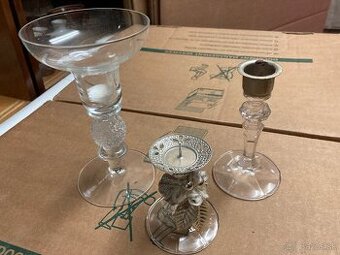 Sklebnené svietniky