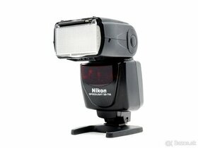 Blesk Nikon speedlight SB-700