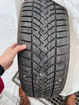 Predám zimné pneu 205/55 R17