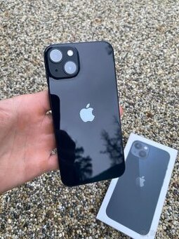 iPhone 13 - baterie 100%