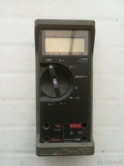 Digitálny multimeter