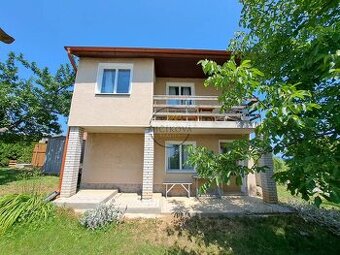 Predáme viničnú chatu s vinohradom, 799 m2, Vráble - Dolný D