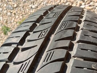 Predam 4ks pneu 175/70/r14 letne 84T Semperit
