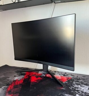 Predám herný monitor MSI Optix G24C4 – 144Hz, 24"
