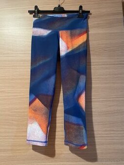 dámske 3/4 legíny Reebok XS