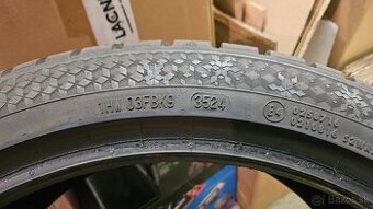 235/40R19 96V 2ks