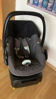 Maxi-Cosi vajíčko Family Fix