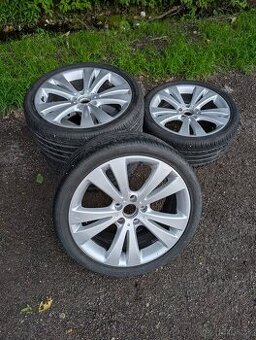 Elektróny Škoda Neptune R18 5x112 255/35