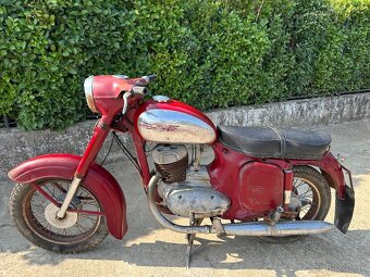 Jawa 250 / 559