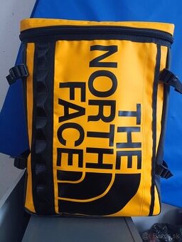 The North Face Base Camp Fuse Box