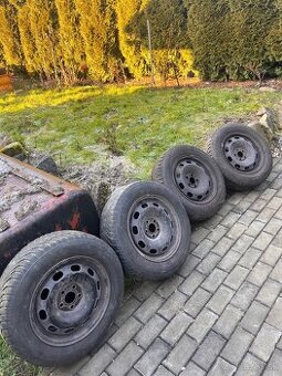 Zimné komplety 195/65 R15 na plechových diskoch (5x112)