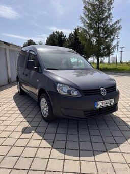 Volkswagen Caddy 1.6 TDi 5 miestna