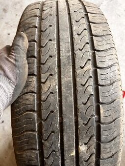245/65 R17 H XL