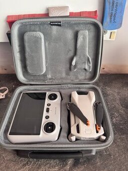 Dron dji mini 3