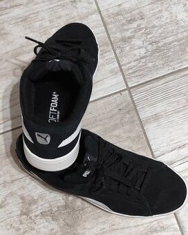 Puma tenisky čierne veľkosť 40
