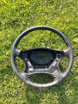 Predam volant Mercedes C W203