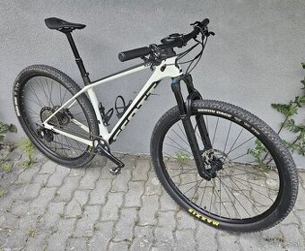 Scott scale 930,shimano xt veľ.M