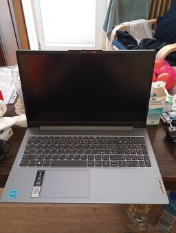 Predám Lenovo iPad slim3