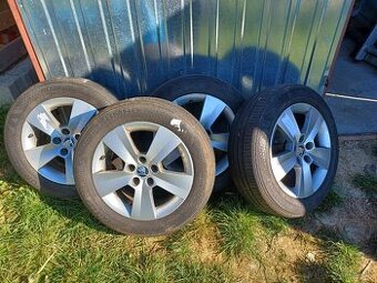 Predám orginál škoda elektrony 6Jx15 rozteč 5x100