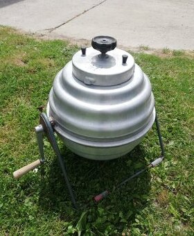 Stará ručná práčka