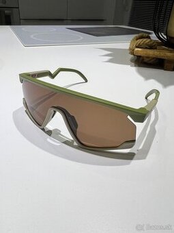 Oakley / cyklisticke okuliare
