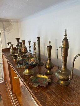 Predam svietniky, misy a ine