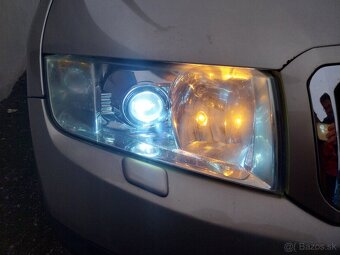 Svetla škoda fabia 1