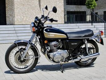 Yamaha TX 750