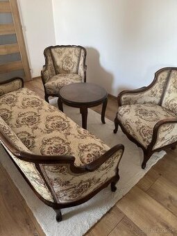 Starožitná Sedacia súprava so stolíkom.