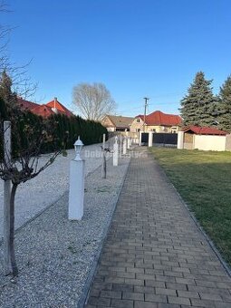 Unikátny 4 izbový rodinný dom pri jazere, kompletne zariaden