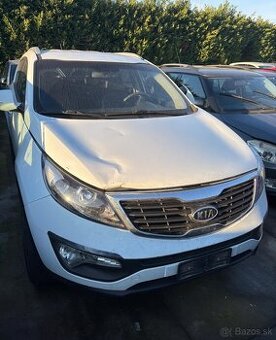 KIA SPORTAGE III 3 NARAZNIK KAPOTA SVETLO BLATNIK DVERE