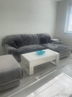 Sedacia súprava , gauč