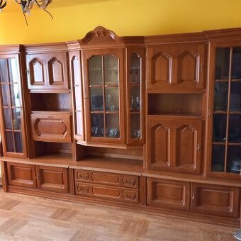 Starožitný nábytok