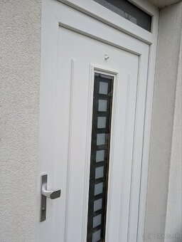 Plastové dvere exteriérové
