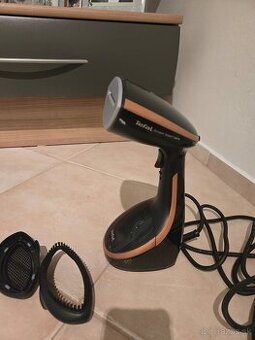 Predam novú naparovaciu žehličku Tefal