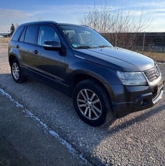Suzuki Grand Vitara 2.4 benzin LPG 4x4