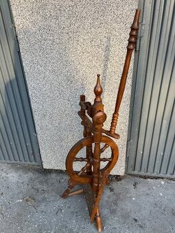 Kolovratok velky vintage drevena dekoracia na chalupu v kras