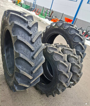 Traktorova pneumatika,plast guma traktor Zetor