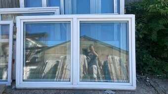 PLASTOVÉ OKNO 2310x1420mm