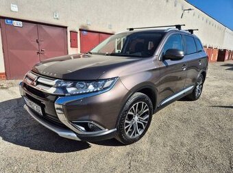 Mitsubishi Outlander 2.2D 4x4 2015