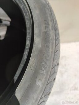 Pneumatiky 235 /45 R18