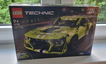 Predám nové LEGO Technic 42138 Ford Mustang Shelby GT500