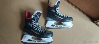 Bauer Vapor X4