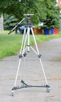 Kolieska pod statív