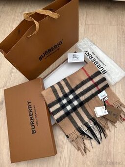 Burberry Classic Šál