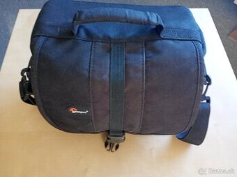 Brašňa LowePro Adventura 160