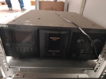 CD menička Sony Megastore 300