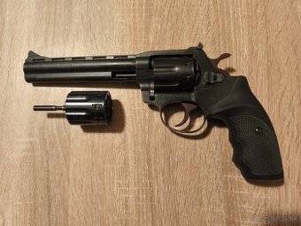 Revolver Holek 261 22LR, valec 22WMR