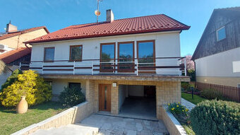 Pekný RD v Leviciach - Muškátová ul. - poz. 688 m2 - 1